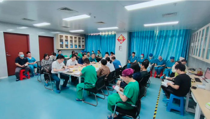 【医院动态】威尼斯vns08866开展手术麻醉科院长行政查房