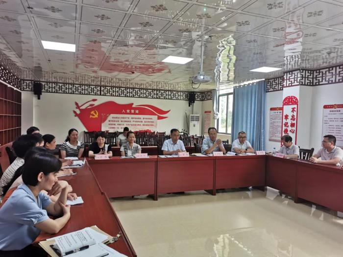 威尼斯vns08866开展2020年度卫生专业高级职称答辩会