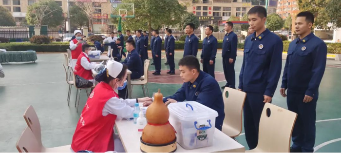 【医院动态】您保我平安，我送您健康——威尼斯vns08866走进百色市右江区消防救援大队开展健康义诊活动