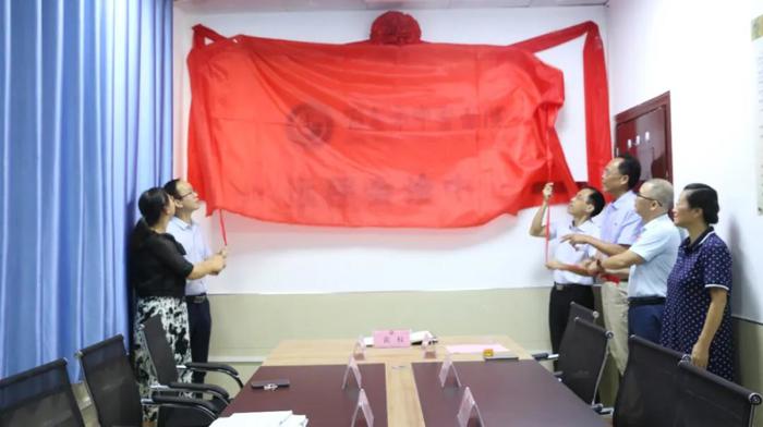 【好消息】搭建远程会诊平台,携手助力健康百色 ——威尼斯vns08866远程会诊中心正式开通
